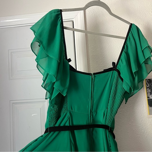 Vixen by Micheline Pitt x Unique Vintage Green Flutter Sleeve Dress - L - Picture 8 of 10